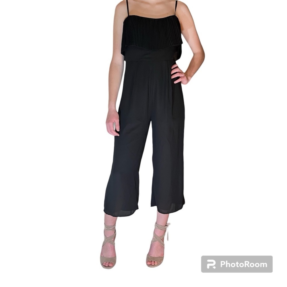 Want and Need Women’s Black Flowy Ruffled Top Dressy Jumpsuit Romper Pants SZ M